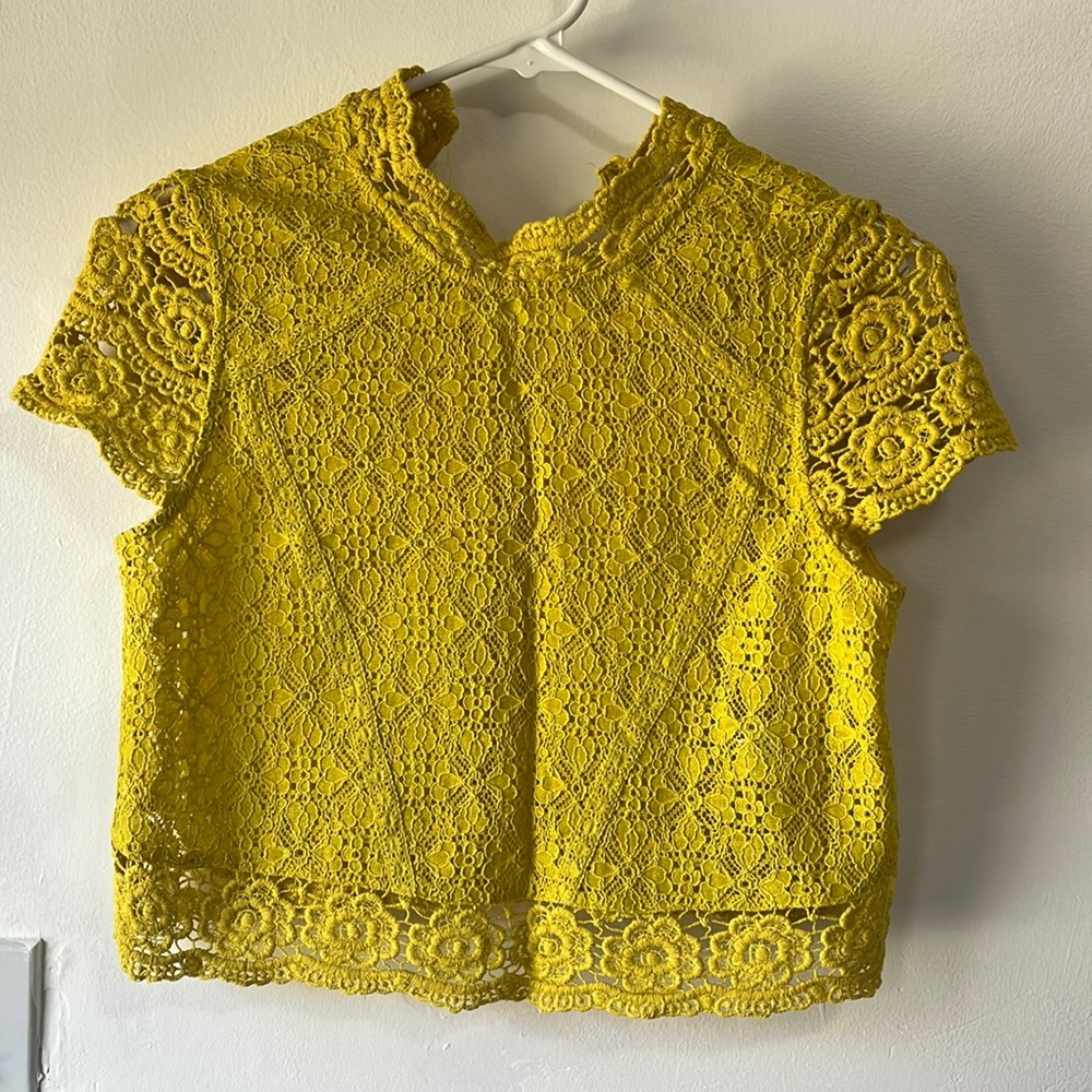 Forever 21 lace crop top